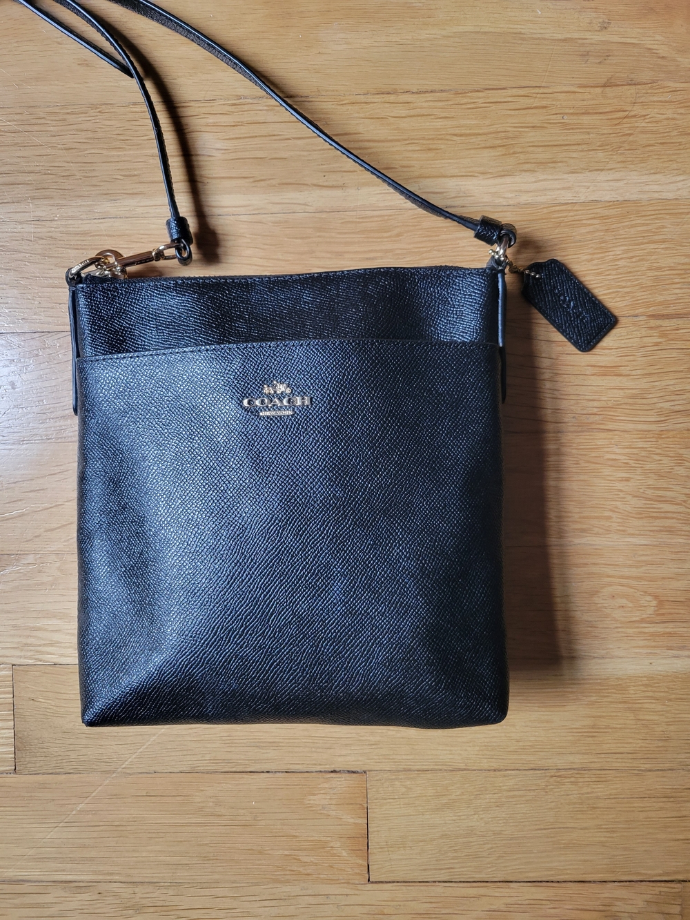 Coach Kitt Messenger Crossbody Bag Purse Black Crossgrain Leather  No. 59975
